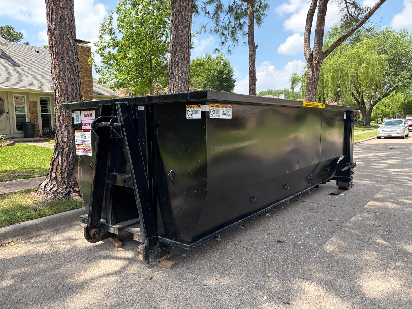 Roll-off dumpster rental delivery in Grapevine, TX