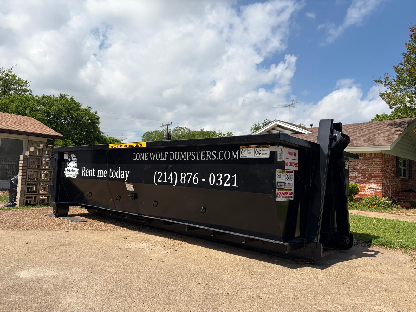 Roll-off dumpster rental delivery in Euless, TX